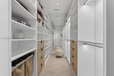 Unique, modern multi-level penthouse in the highly desirable - photo 26
