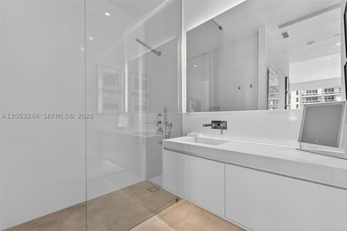 Unique, modern multi-level penthouse in the highly desirable - photo 27