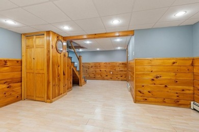 PRIVACY, SPACE & LOCATION! Stunning 4BR Colonial on a private - photo 33