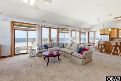 Welcome to 5500 Seachase, where sweeping, unobstructed sound - photo 6
