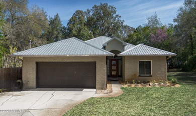 Little Lake Geneva - Clay County Home For Sale in Keystone Heights Florida