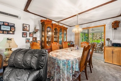 Welcome home to this charming 3-bedroom, 1.5-bath residence - photo 3