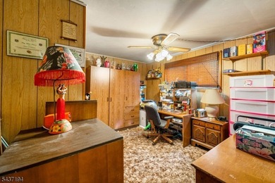 Welcome home to this charming 3-bedroom, 1.5-bath residence - photo 10