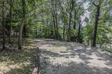 RARE OPPORTUNITY - The last remaining lot in the desirable - photo 16