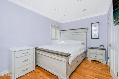 Welcome to 52 Vineland Avenue located in Huguenot. Spacious & - photo 16