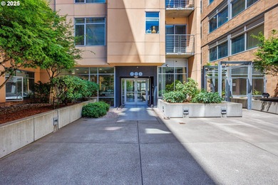 Columbia River - Clark County Condo For Sale in Vancouver Washington