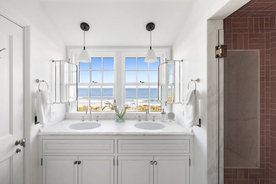 Nestled between the Atlantic Ocean and Georgica Pond lies a - photo 39