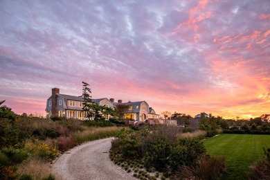Nestled between the Atlantic Ocean and Georgica Pond lies a - photo 49
