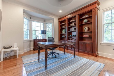 Exceptional golf course living in Hawthorn Woods Country Club! - photo 11