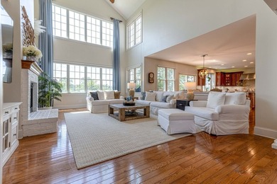 Exceptional golf course living in Hawthorn Woods Country Club! - photo 13