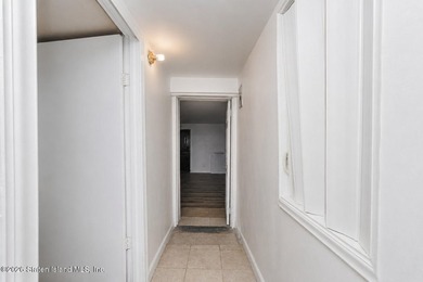 Welcome to 255 Saint Marys Ave convenient located. just 5 - photo 14