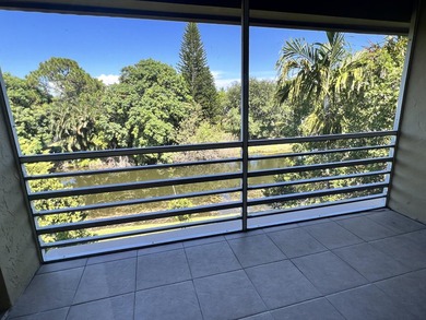 Beautifully renovated and currently leased through March 2027 - photo 15