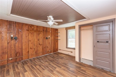 Lots of potential to finish what was started. Nice two story - photo 15
