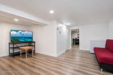 Welcome to 255 Saint Marys Ave convenient located. just 5 - photo 16