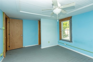 Lots of potential to finish what was started. Nice two story - photo 17