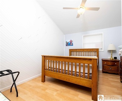 Here's your chance to jump on a rare opportunity in the lively - photo 18