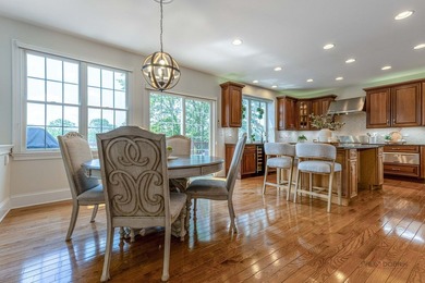 Exceptional golf course living in Hawthorn Woods Country Club! - photo 20
