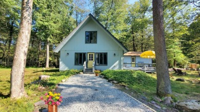 Lake Home For Sale in Pocono Pines, Pennsylvania