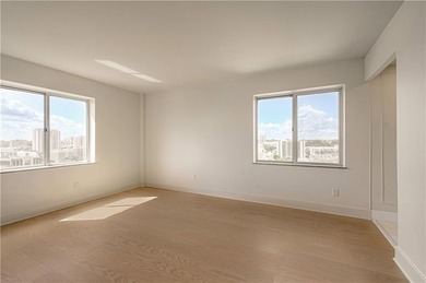 WOW! What a deal!!! Appx 1100 square foot, 2 bedroom, 2 full - photo 28