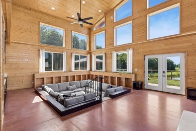 Additional listing photo 4