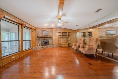 Turn-key lake house with a huge 1.25 Acre lot! Take a look at - photo 9