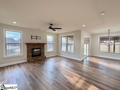 A Blue Ridge Beauty! Located just 2 miles from Lake Robinson - photo 12