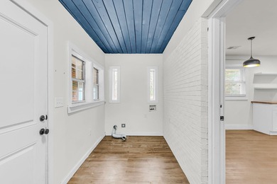 Welcome to 1025 Manigault Dr! This updated 3-bedroom, 2-bath - photo 16