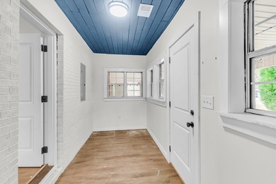 Welcome to 1025 Manigault Dr! This updated 3-bedroom, 2-bath - photo 17