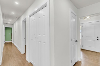 Welcome to 1025 Manigault Dr! This updated 3-bedroom, 2-bath - photo 18