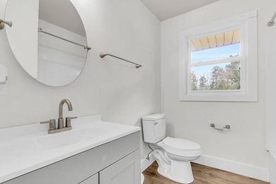 Welcome to 1025 Manigault Dr! This updated 3-bedroom, 2-bath - photo 21