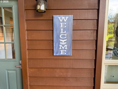 Serene Cabin Retreat with Panoramic Mountain Views - Whaleshead - photo 26