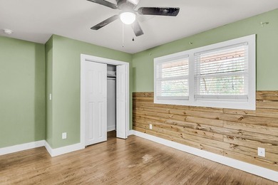 Welcome to 1025 Manigault Dr! This updated 3-bedroom, 2-bath - photo 29
