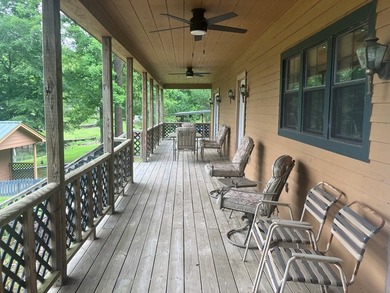 Big, two story, lakefront home with 6 bedrooms and 4.5 baths - photo 47
