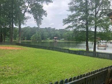 Big, two story, lakefront home with 6 bedrooms and 4.5 baths - photo 50