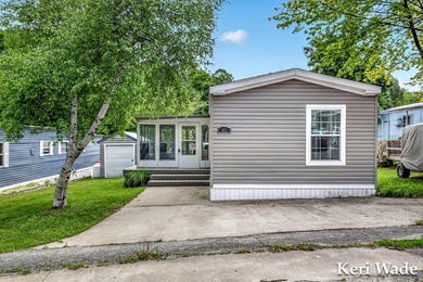 Welcome to your Up North getaway at beautiful LaMans Landing on - photo 8