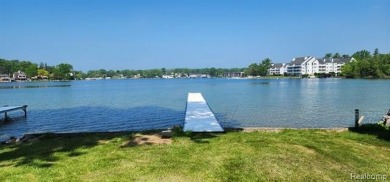 Lake Lot For Sale in Waterford, Michigan