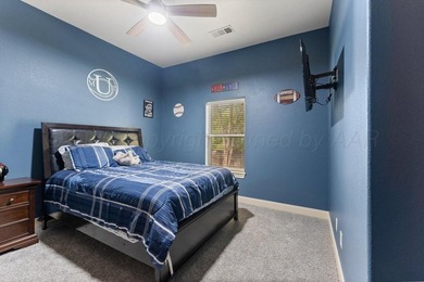 WATERFRONT ,LUXURIOUS HOME ! Build in 2011, 4 bedrooms 3 baths - photo 21