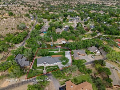 WATERFRONT ,LUXURIOUS HOME ! Build in 2011, 4 bedrooms 3 baths - photo 35