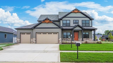 Cedar Lake - Lake County Home For Sale in Cedar Lake Indiana