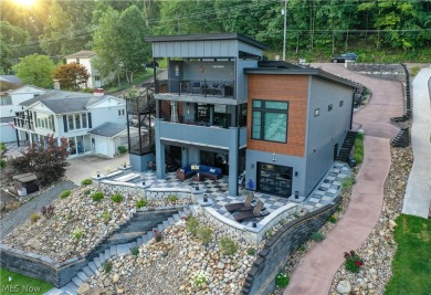 Rare Opportunity-Newer, Contemporary, Lakefront, Lake Mohawk home - Lake Home For Sale in Malvern, Ohio