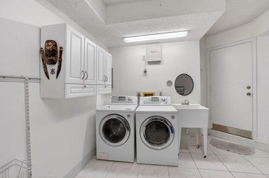 BEAUTIFULLY MAINTAINED 2-BEDROOM, 2-BATHROOM FIRST-FLOOR UNIT IN - photo 42