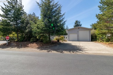Beautifully maintained and updated Fuqua home on desirable - photo 5