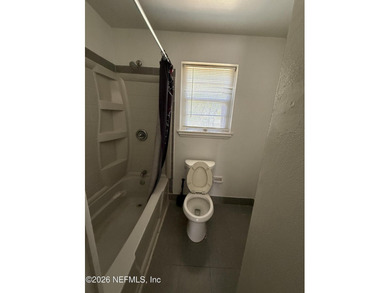 Investor special with endless potential in Jacksonville! Ideally - photo 11