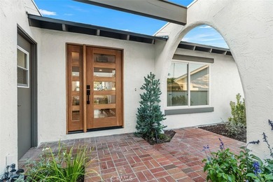 Totally Transformed. Perfectly Located. Welcome to the Beach - photo 2