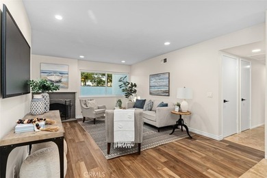 Totally Transformed. Perfectly Located. Welcome to the Beach - photo 3