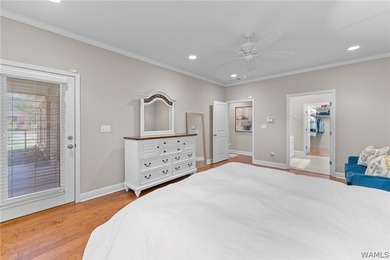 Peaceful Lake Tuscaloosa retreat on over an acre! This 3BR/2.5BA - photo 13