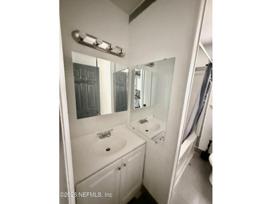 Investor special with endless potential in Jacksonville! Ideally - photo 18