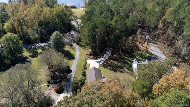 Peaceful Lake Tuscaloosa retreat on over an acre! This 3BR/2.5BA - photo 36
