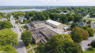 Mississippi River - Des Moines County Commercial For Sale in Burlington Iowa