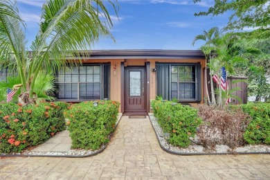 Lake Home For Sale in Pembroke Pines, Florida